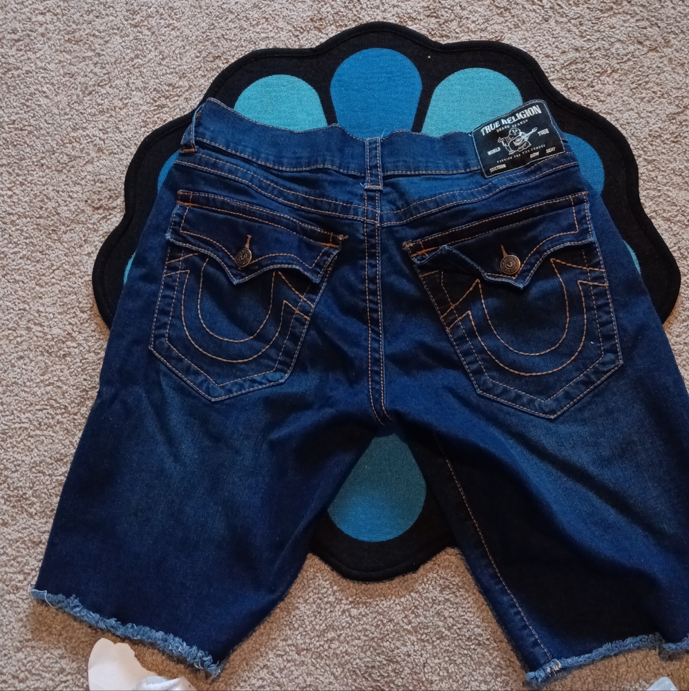 True religion jorts, size 32